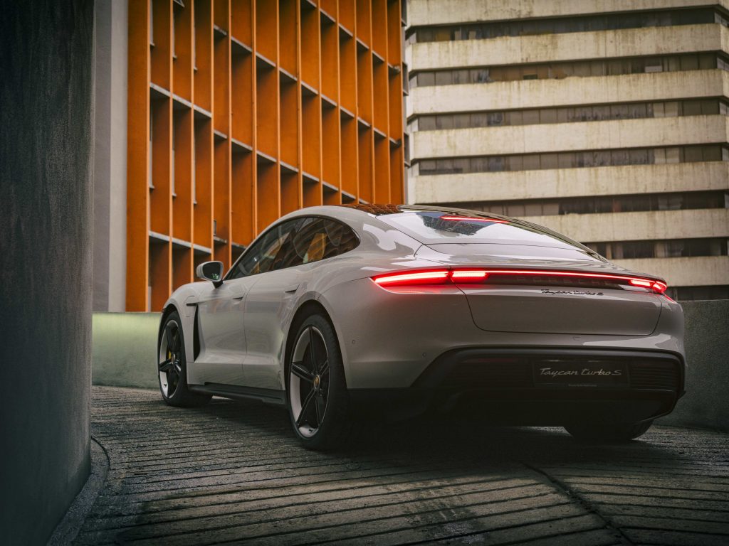 Rekayasa Struktur Pembuangan Gas Titanium Ringan dan Protokol Kontrol Kualiti Katup Bypass Flaps Elektrikal Porsche