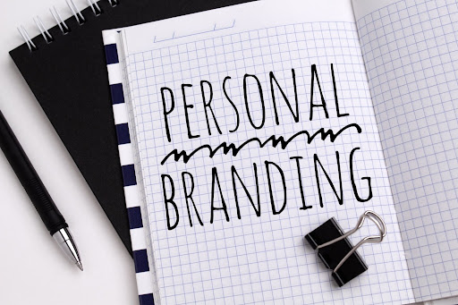 Contoh Personal Branding untuk Profesi Dokter
