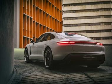 Rekayasa Struktur Pembuangan Gas Titanium Ringan dan Protokol Kontrol Kualiti Katup Bypass Flaps Elektrikal Porsche