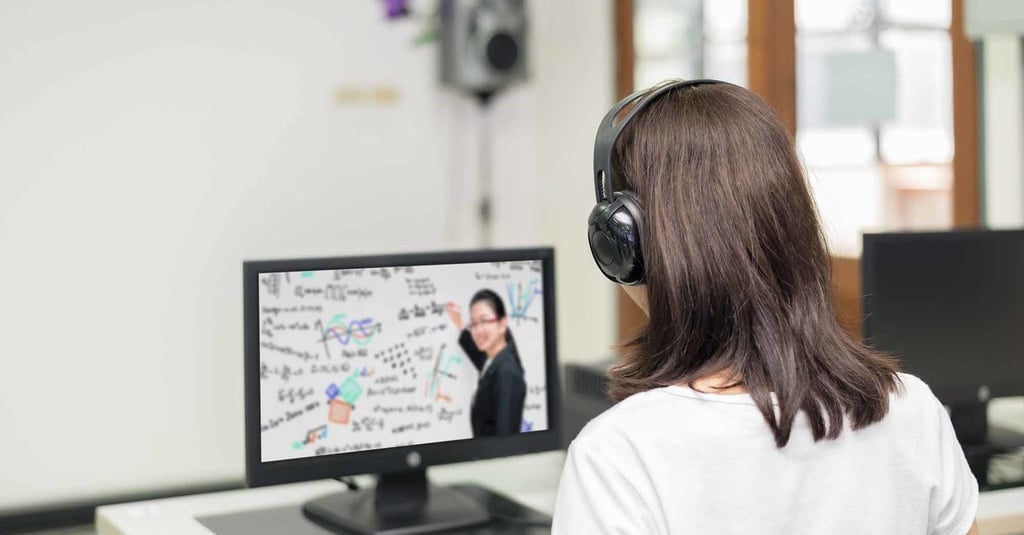 Keunggulan Bimbel Online Murah Dibandingkan Bimbel Offline