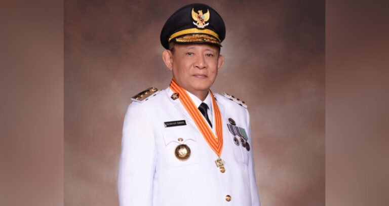Gusnar Ismail: Gubernur Gorontalo yang Membawa Semangat Lokal ke Panggung Nasional