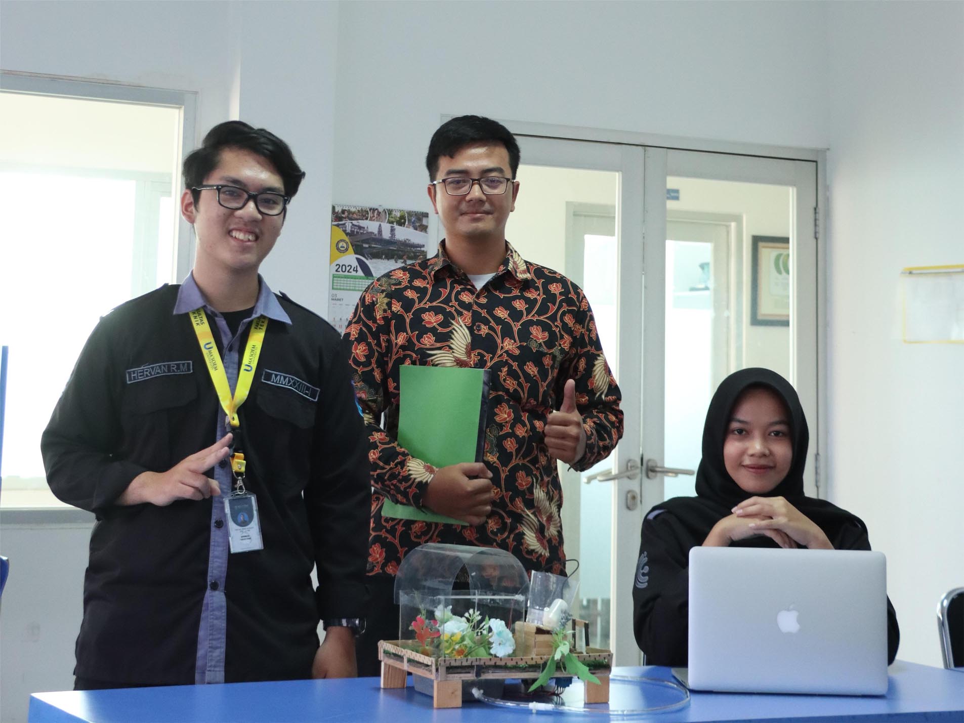 Apa Saja Pilihan Kampus Yang Ada Jurusan Teknik Industri dan Bagaimana Cara Mendapatkan Beasiswa?
