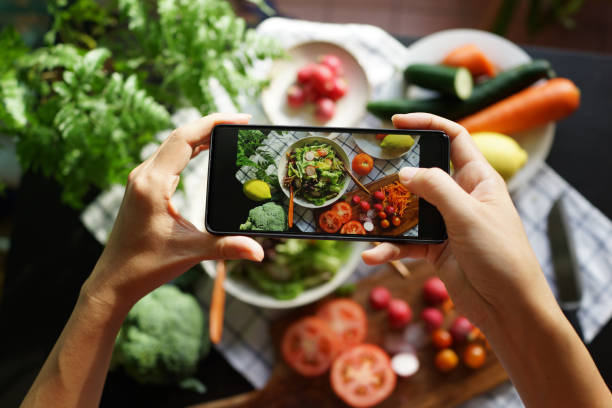 Strategi Promosi Efektif Lewat Foto Produk Makanan di Rajakomen.com