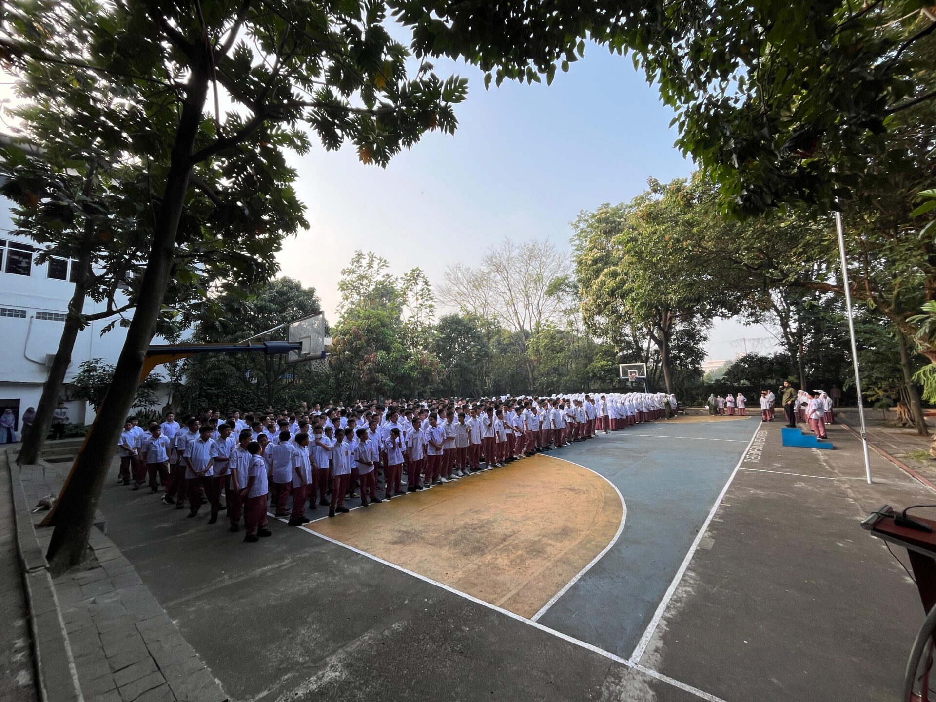 Tembok Sekolah Saksinya: Apakah Kamu Pelajar Bermental Baja atau Sekadar Numpang Lulus?